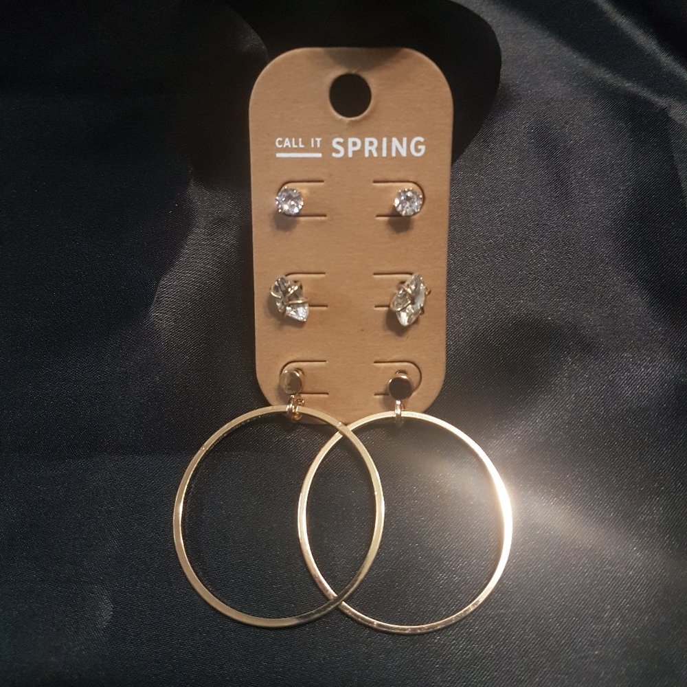 💎 3 /$20💎 Call it Spring Earring Set